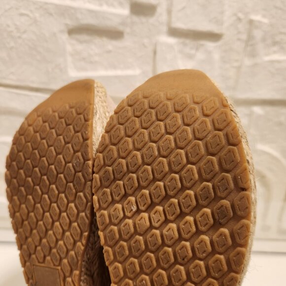 Like new Genuine suede leather slip on loafers - Picture 4 of 5